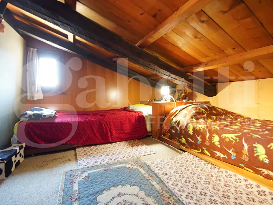 Immagine 9 di Appartamento in vendita  in Via Castello, . a Venezia