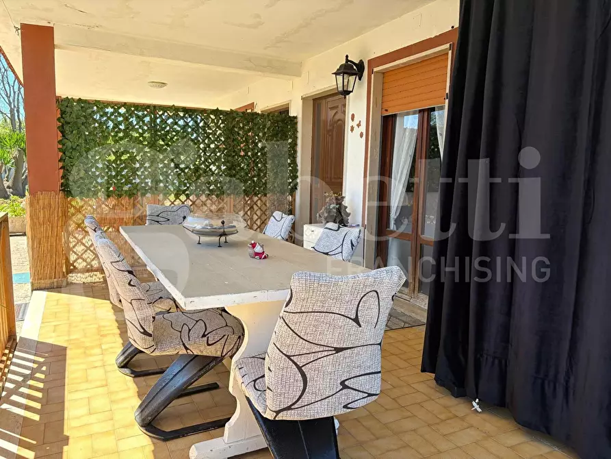 Immagine 4 di Casa trifamiliare in vendita  in Strada Valmontorio, 1512 a Latina