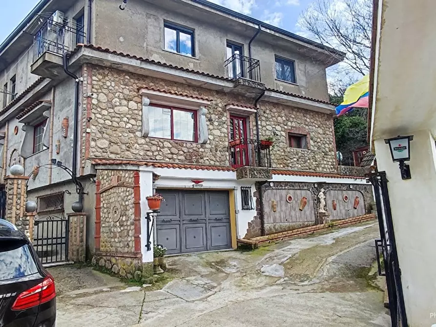 Immagine 1 di Bar / Ristorante in affitto  in LocalitÃ  MONTAGNELLA, SNC a Girifalco
