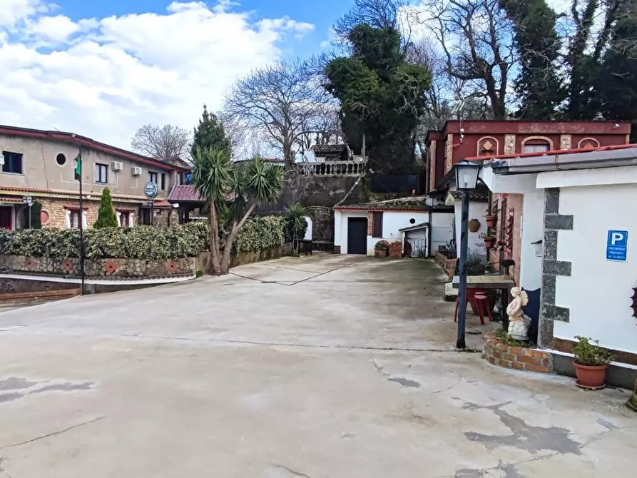 Immagine 6 di Palazzo in vendita  in Via PER MONTECOVELLO, SNC a Girifalco