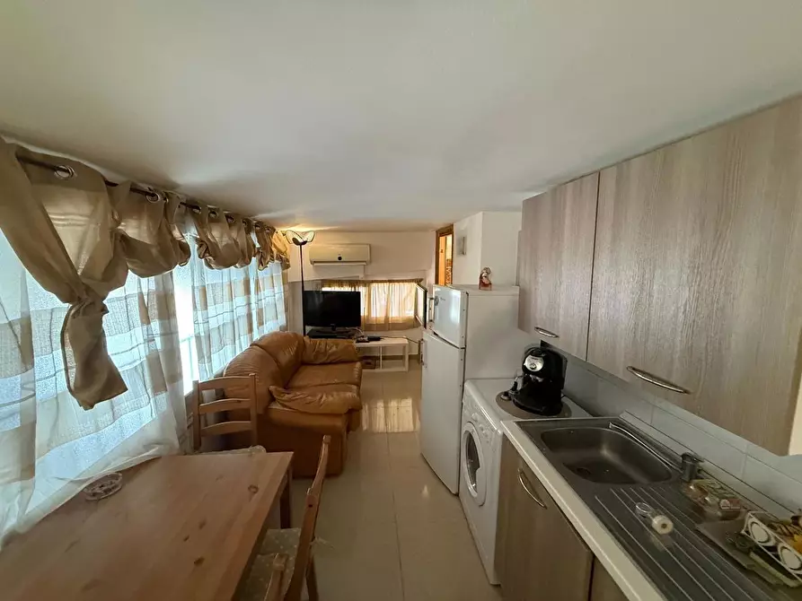 Immagine 12 di Appartamento in affitto  in Via Via Etnea, 780 a Catania