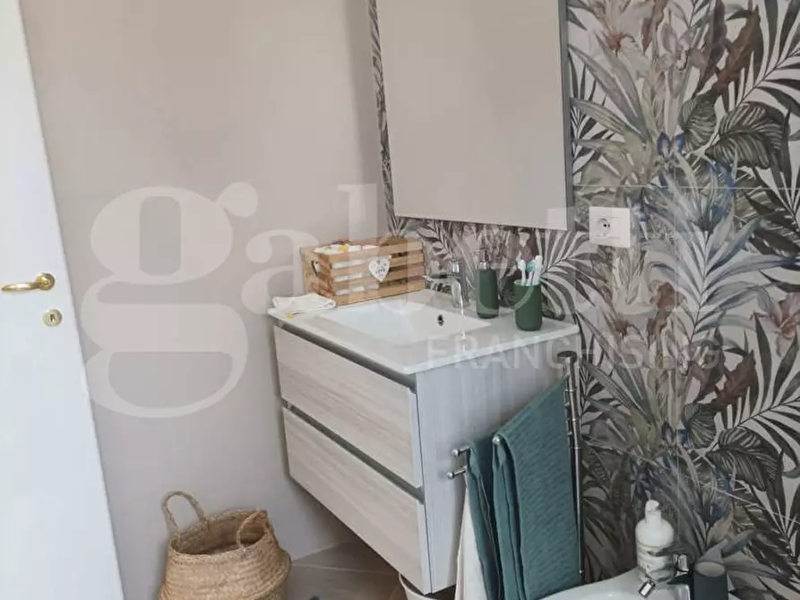 Immagine 19 di Appartamento in vendita  in Via Firenze Cannizzaro, 68 a Aci Castello