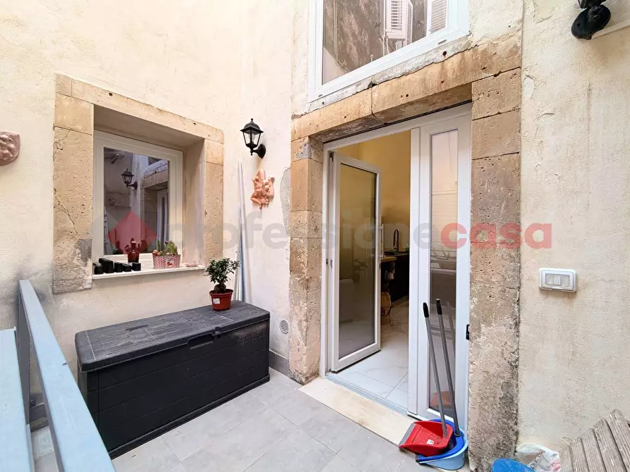 Immagine 3 di Appartamento in vendita  in Via giuseppe privitera, 1 a Siracusa