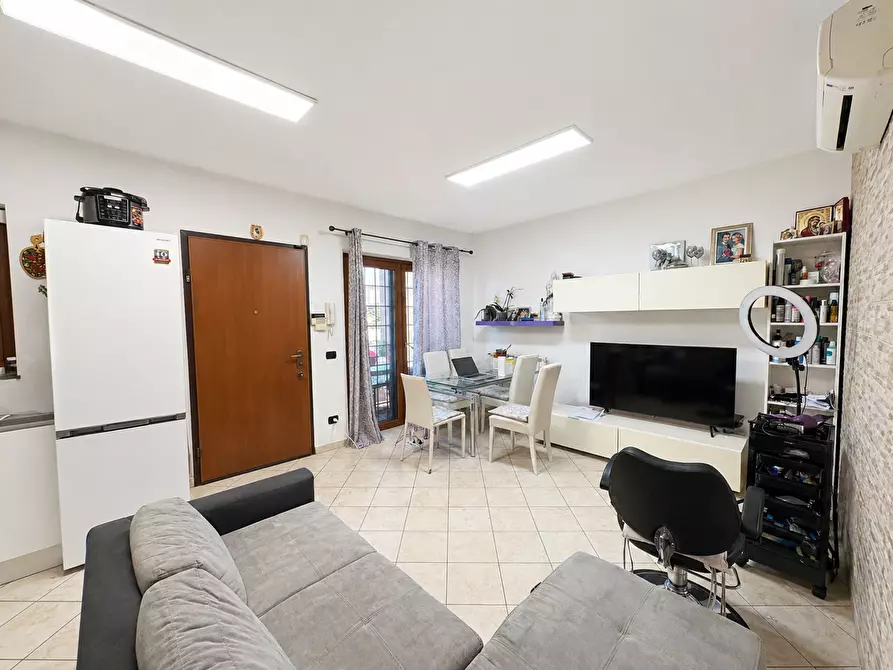 Immagine 2 di Villetta a schiera in vendita  in Via Ermanno Ferrero, 50 a Roma