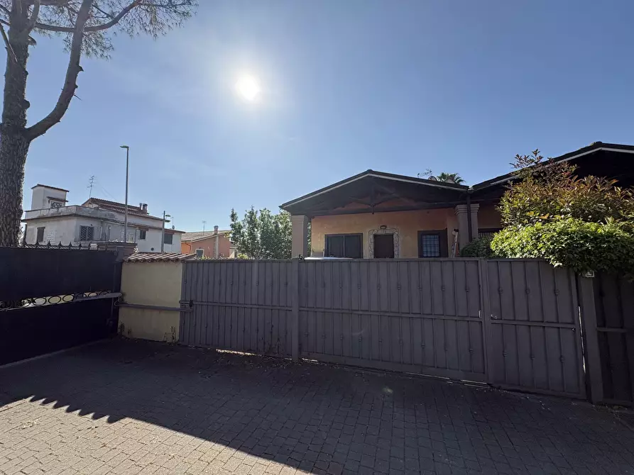 Immagine 20 di Villetta a schiera in vendita  in Via Ermanno Ferrero, 50 a Roma