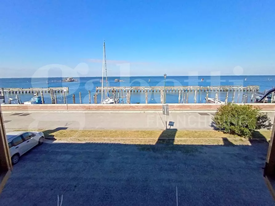 Immagine 1 di Appartamento in vendita  in Via PELLESTRINA - SC LAGUNA a Venezia