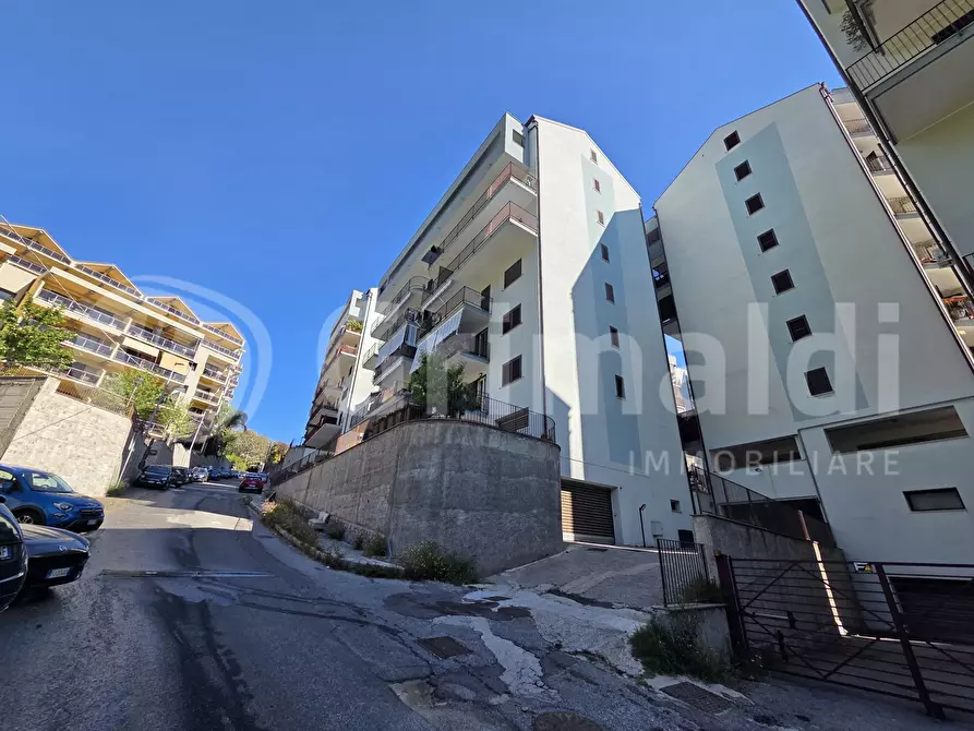 Immagine 1 di Appartamento in vendita  in Via Salita Fosse, 30 a Messina