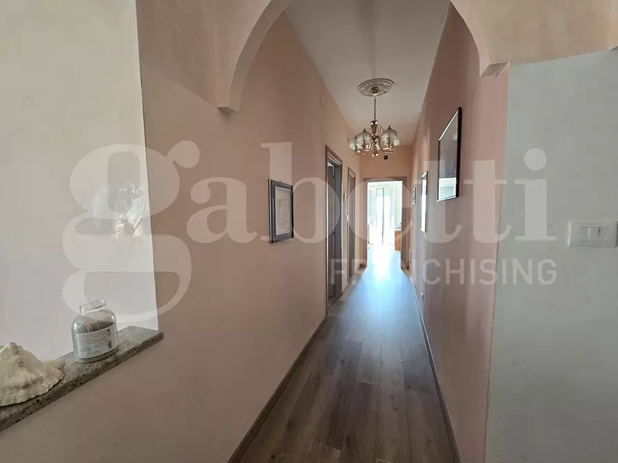 Immagine 6 di Appartamento in vendita  in Via milano, 14 a Mosciano Sant'angelo
