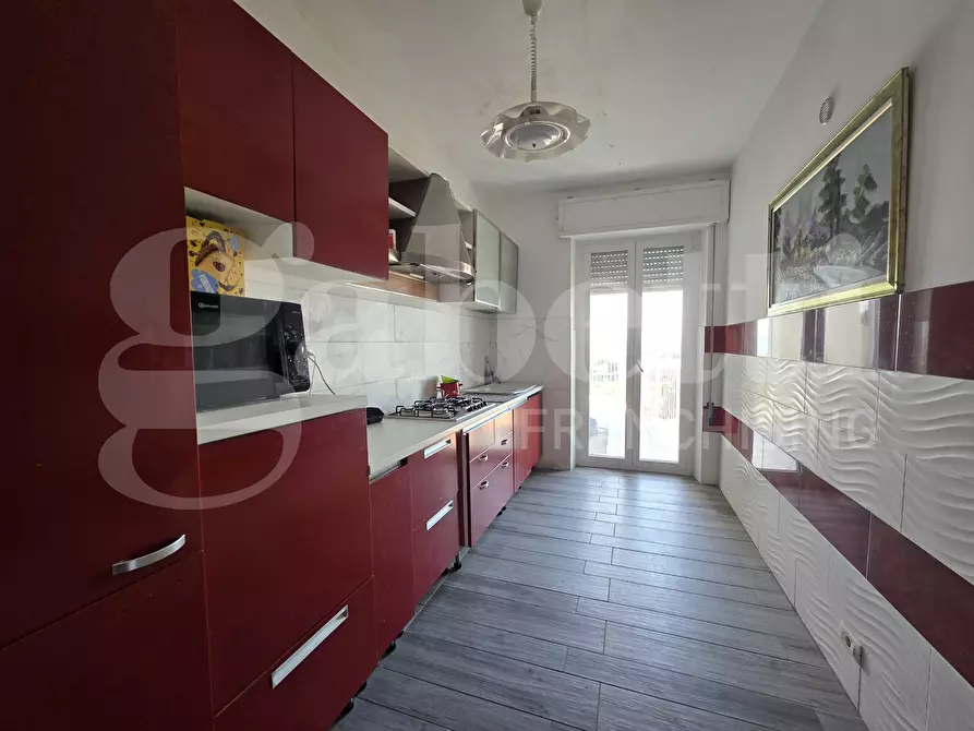 Immagine 3 di Appartamento in vendita  in Via milano, 14 a Mosciano Sant'angelo