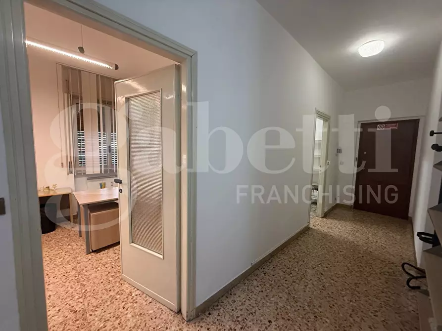 Immagine 2 di Ufficio in affitto  in Corso xxv aprile, 15 a Erba