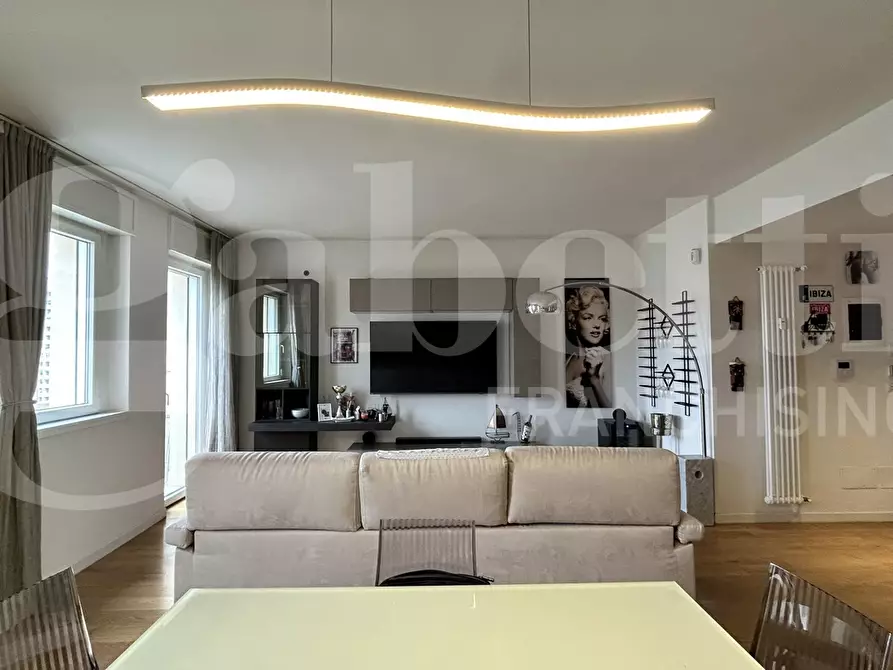 Immagine 1 di Appartamento in vendita  in Via Milano a Bologna