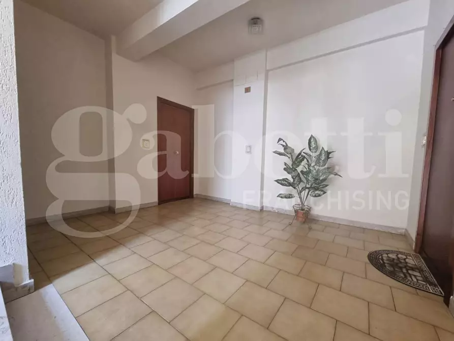 Immagine 4 di Appartamento in vendita  in Via Volontari Italiani del Sangue a Palermo
