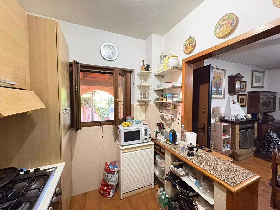 Immagine 26 di Casa bifamiliare in vendita  in Via Monte Fumaiolo a Trevignano Romano