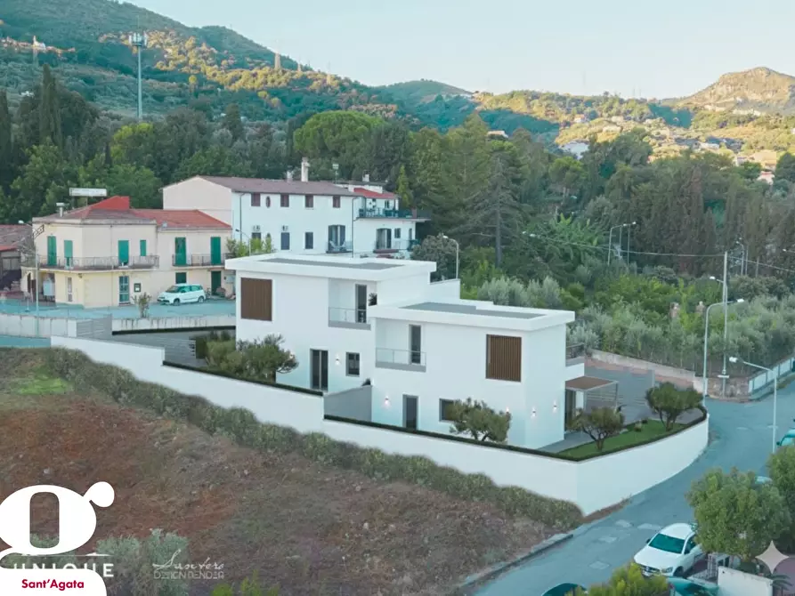 Immagine 6 di Villa in vendita  in Contrada MUTI, SNC a Sant'agata Di Militello