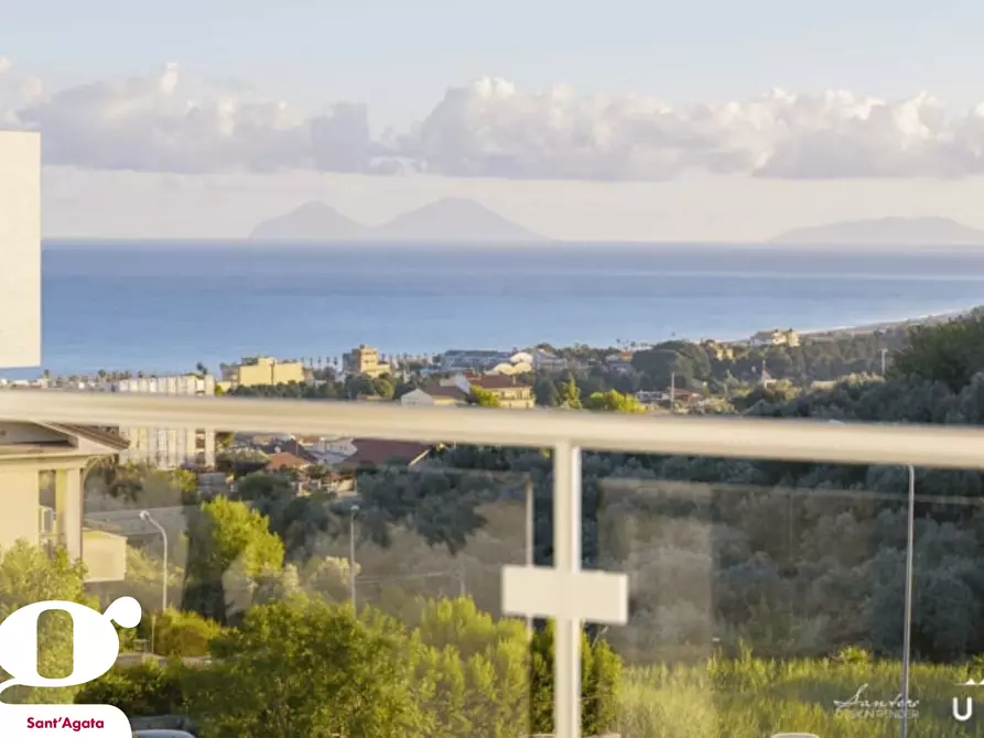 Immagine 5 di Villa in vendita  in Contrada MUTI, SNC a Sant'agata Di Militello