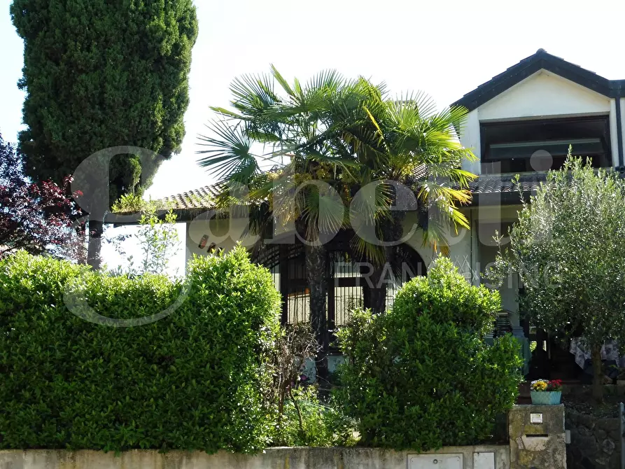 Immagine 1 di Casa bifamiliare in vendita  in Via Canale, 10/13 a Marostica