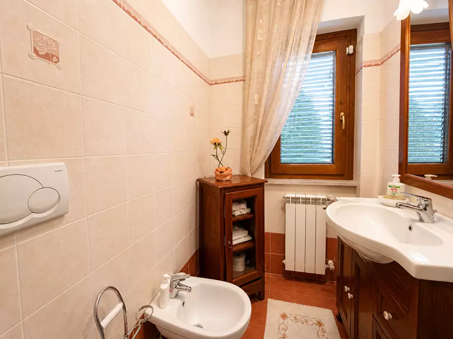 Immagine 6 di Appartamento in vendita  in Via Condominio 