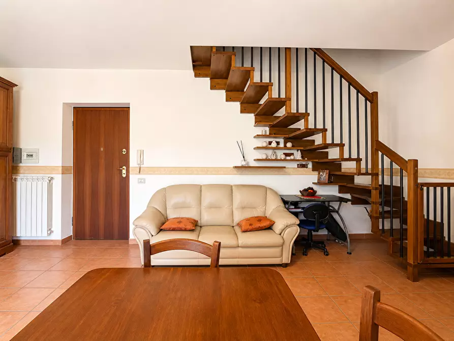 Immagine 5 di Appartamento in vendita  in Via Condominio 