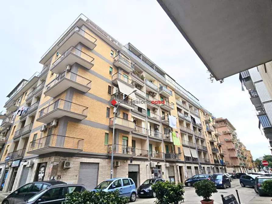 Immagine 1 di Appartamento in vendita  in Via De Amicis, 40 a Foggia