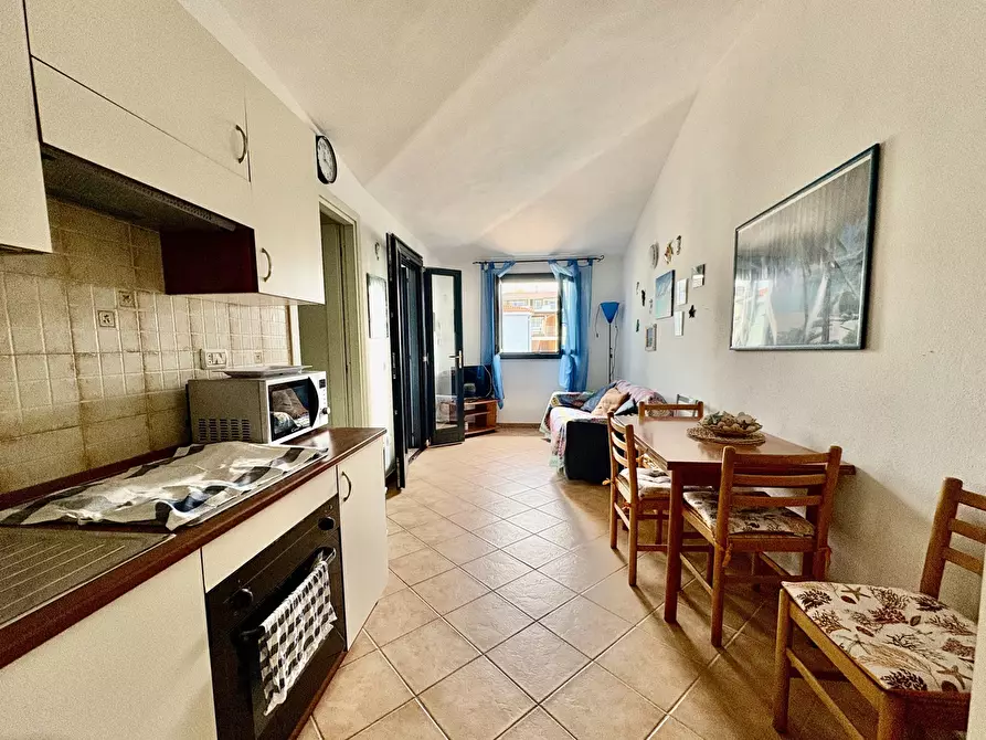Immagine 4 di Appartamento in vendita  in Via Mazzini, 58 a Valledoria