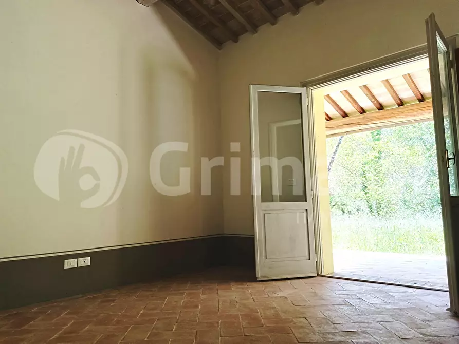 Immagine 20 di Palazzo in vendita  in Strada San Marco-Cenerente a Perugia