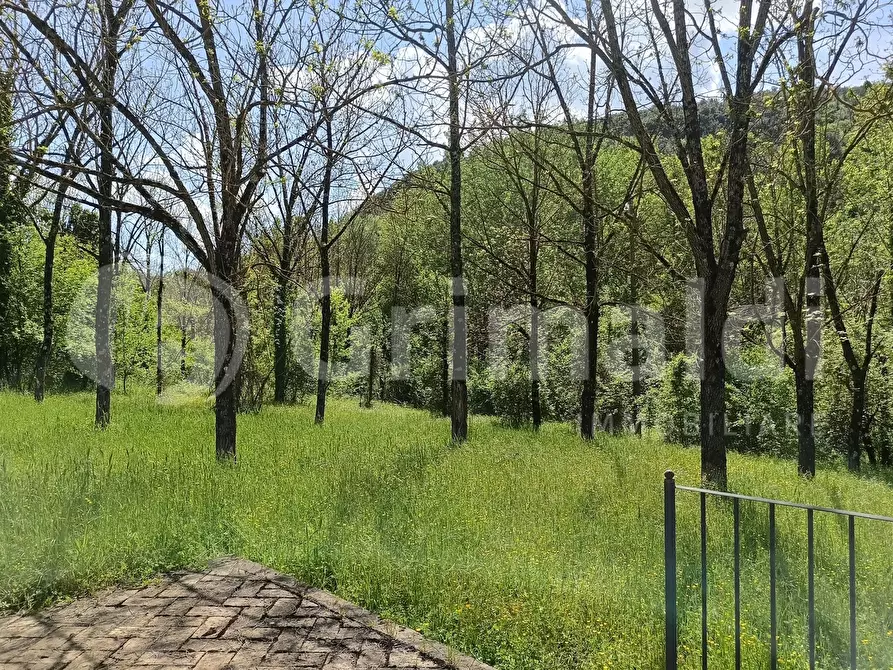 Immagine 18 di Palazzo in vendita  in Strada San Marco-Cenerente a Perugia