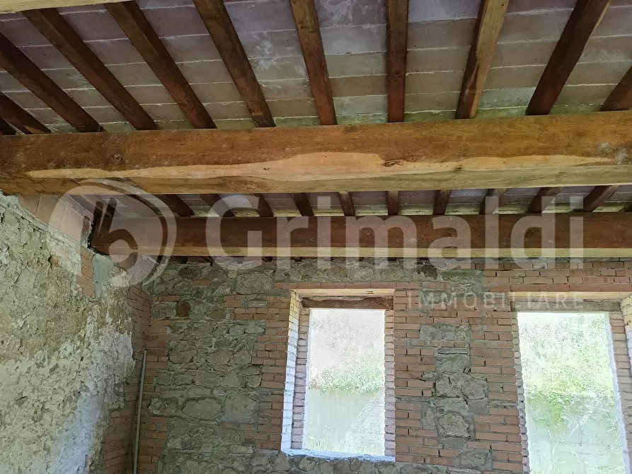 Immagine 28 di Palazzo in vendita  in Strada San Marco-Cenerente a Perugia