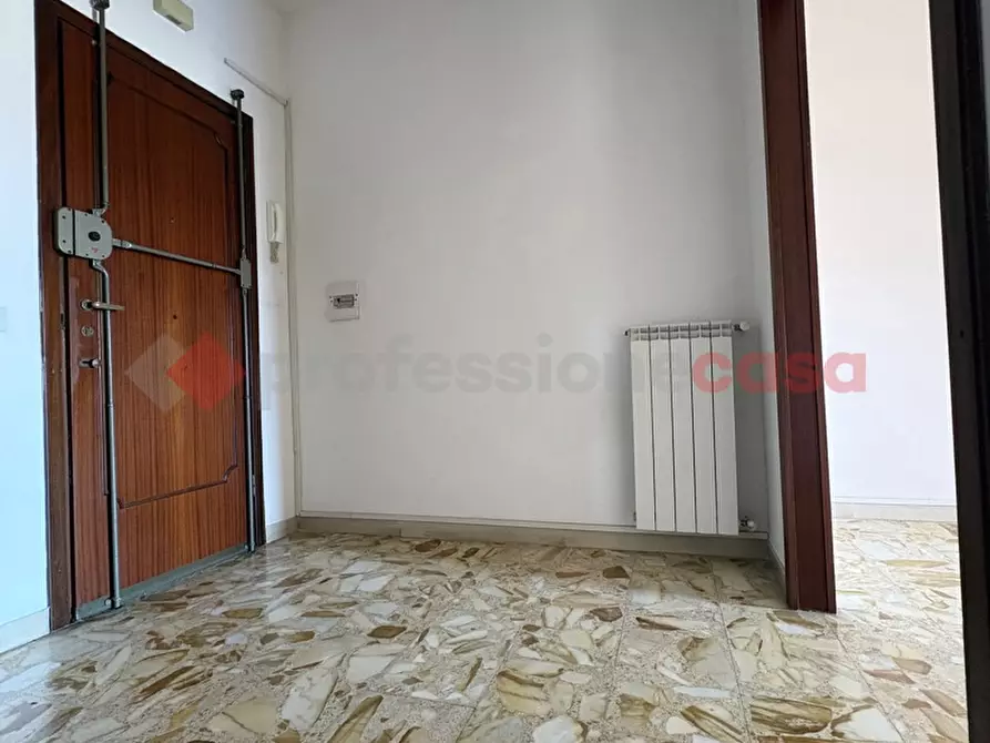 Immagine 25 di Appartamento in vendita  in Via BACHELET, 10 a Terracina