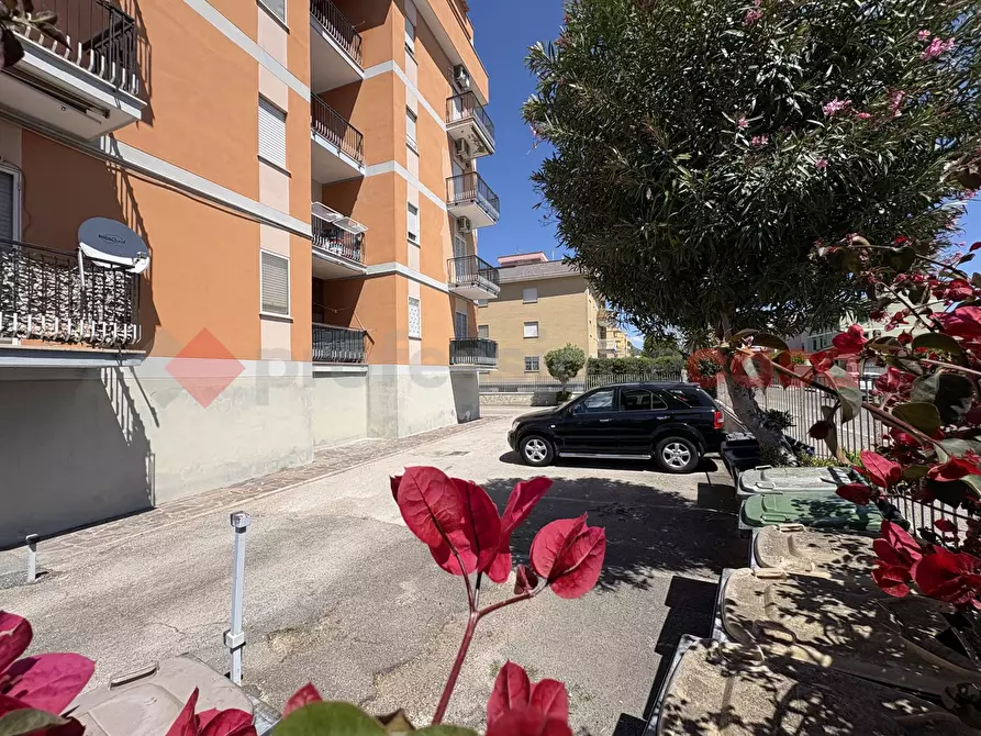 Immagine 3 di Appartamento in vendita  in Via BACHELET, 10 a Terracina