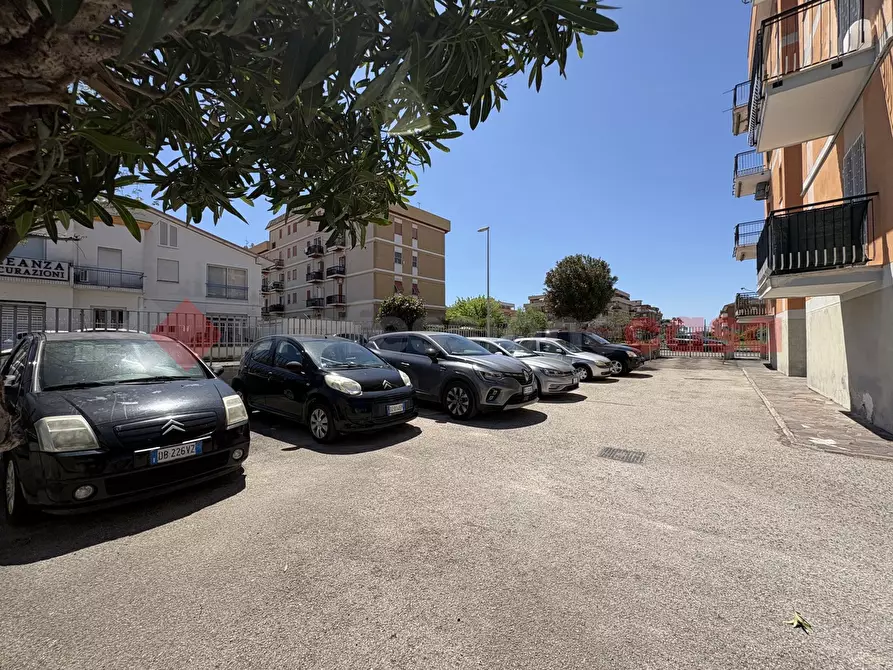 Immagine 5 di Appartamento in vendita  in Via BACHELET, 10 a Terracina