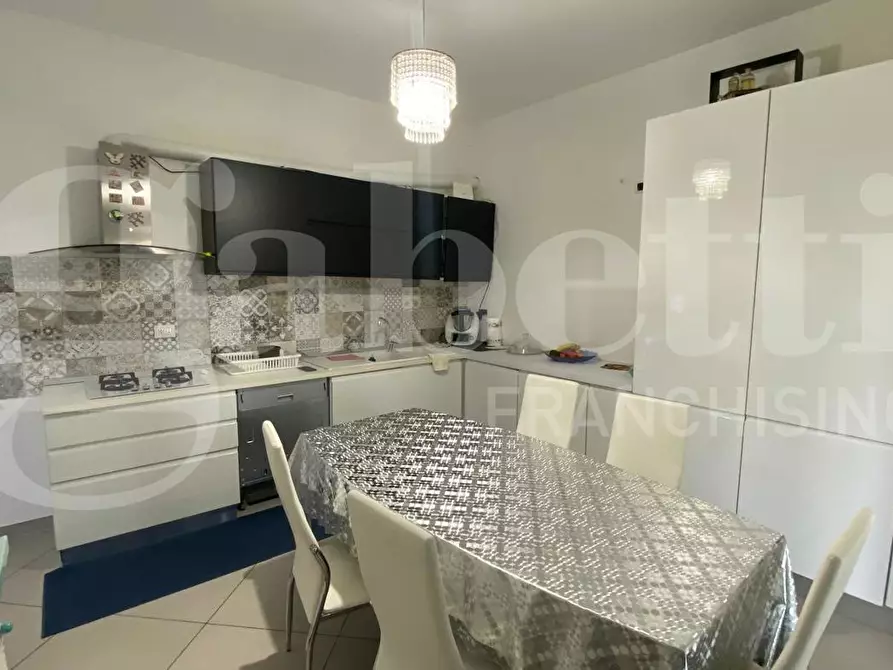 Immagine 5 di Appartamento in vendita  in Via Lungomare Sirena, 18 a Tortoreto