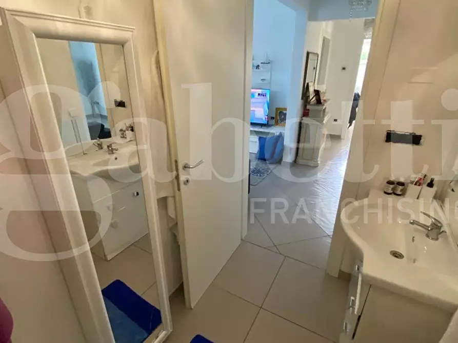 Immagine 16 di Appartamento in vendita  in Via Lungomare Sirena, 18 a Tortoreto