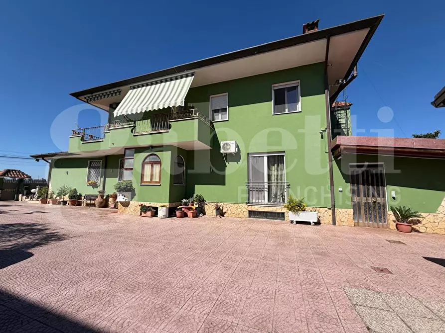 Immagine 1 di Casa bifamiliare in vendita  in Strada della Cava, 11 a Latina