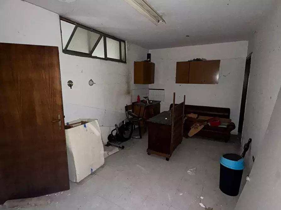 Immagine 11 di Appartamento in vendita  in Via Mincio, 2 a Tortoreto