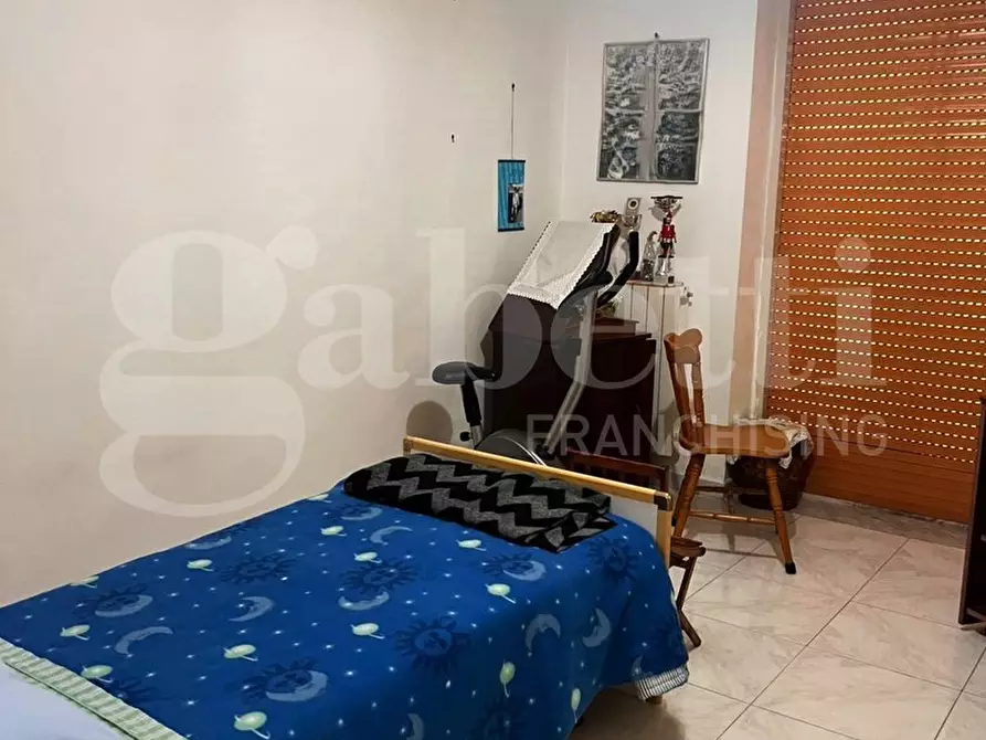 Immagine 6 di Appartamento in vendita  in Via Parmenide a Napoli