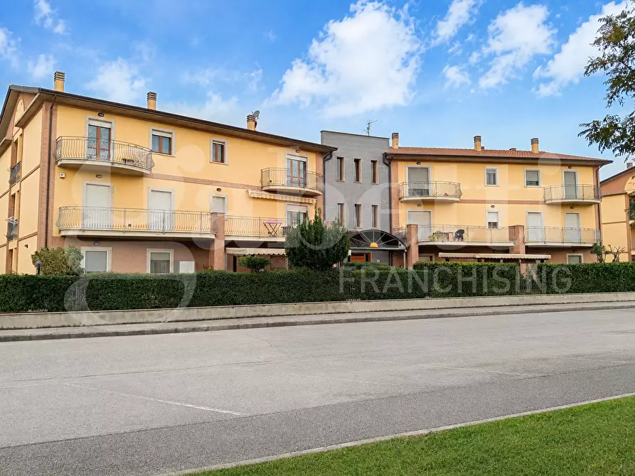 Immagine 1 di Appartamento in vendita  in Via LAGO DI GARDA, 28 a Bastia Umbra