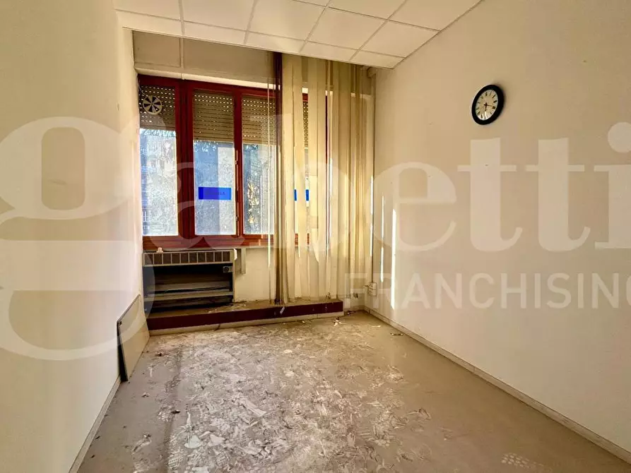 Immagine 8 di Ufficio in vendita  in Via Jussi a San Lazzaro Di Savena