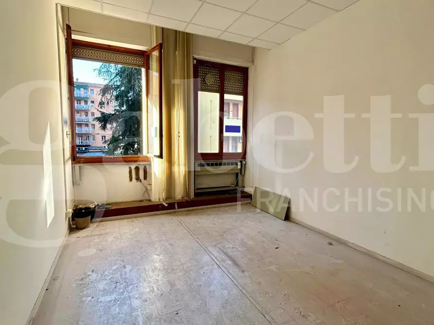 Immagine 9 di Ufficio in vendita  in Via Jussi a San Lazzaro Di Savena