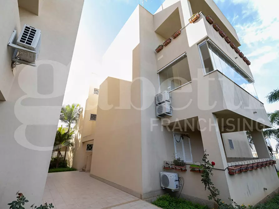 Immagine 24 di Appartamento in vendita  in Via D.S. OTTAVIANO, 114 a Ragusa