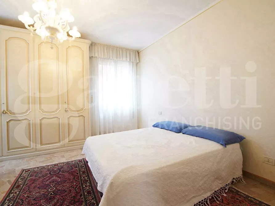 Immagine 13 di Appartamento in vendita  in Viale San Marco, . a Venezia
