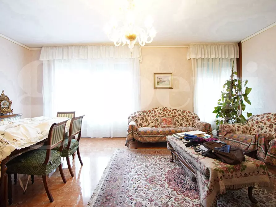 Immagine 2 di Appartamento in vendita  in Viale San Marco, . a Venezia