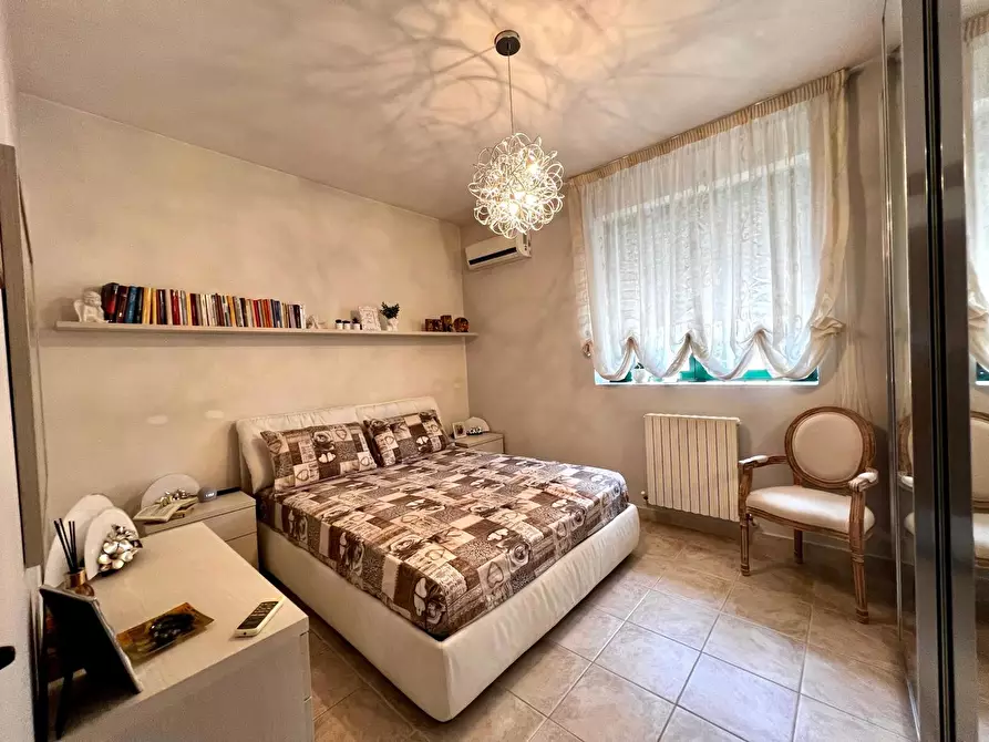 Immagine 13 di Appartamento in vendita  in Via San Severo, 132 a Foggia
