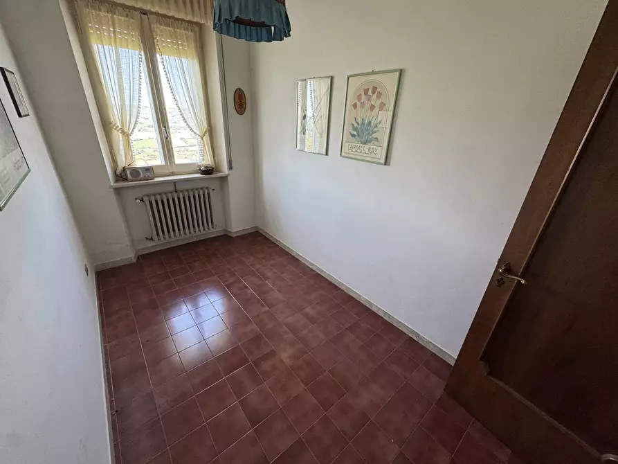 Immagine 21 di Appartamento in vendita  in Via bernini, 26 a Osimo