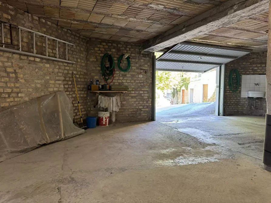 Immagine 35 di Appartamento in vendita  in Via bernini, 26 a Osimo