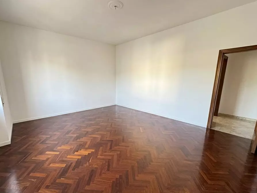 Immagine 19 di Appartamento in vendita  in Via bernini, 26 a Osimo