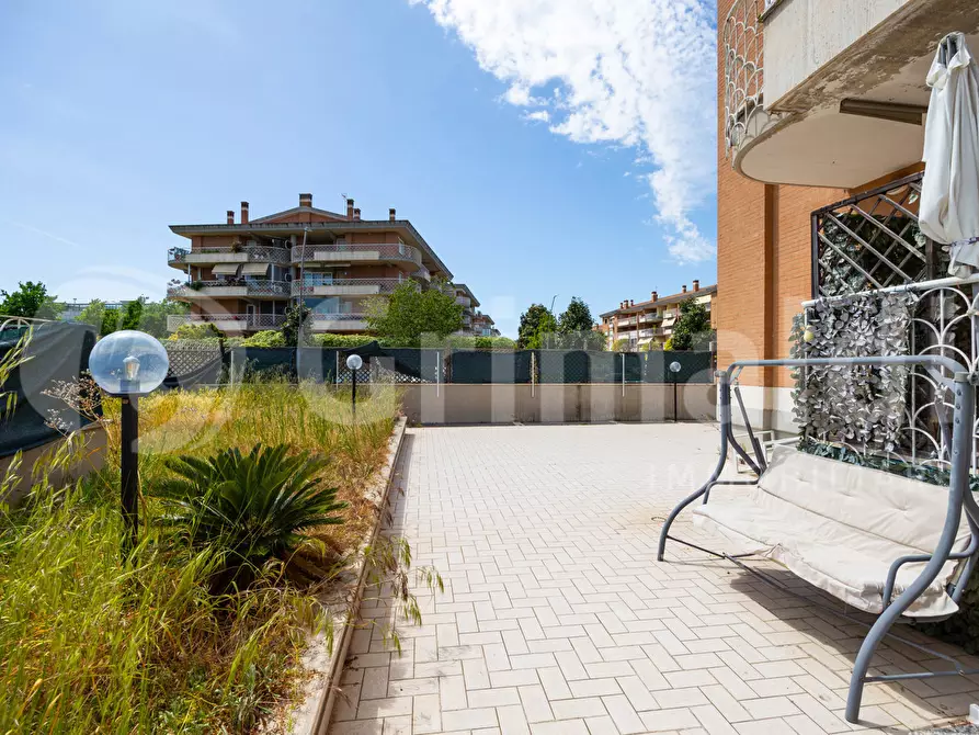 Immagine 20 di Appartamento in vendita  in Viale Vincenzo Marronaro a Roma