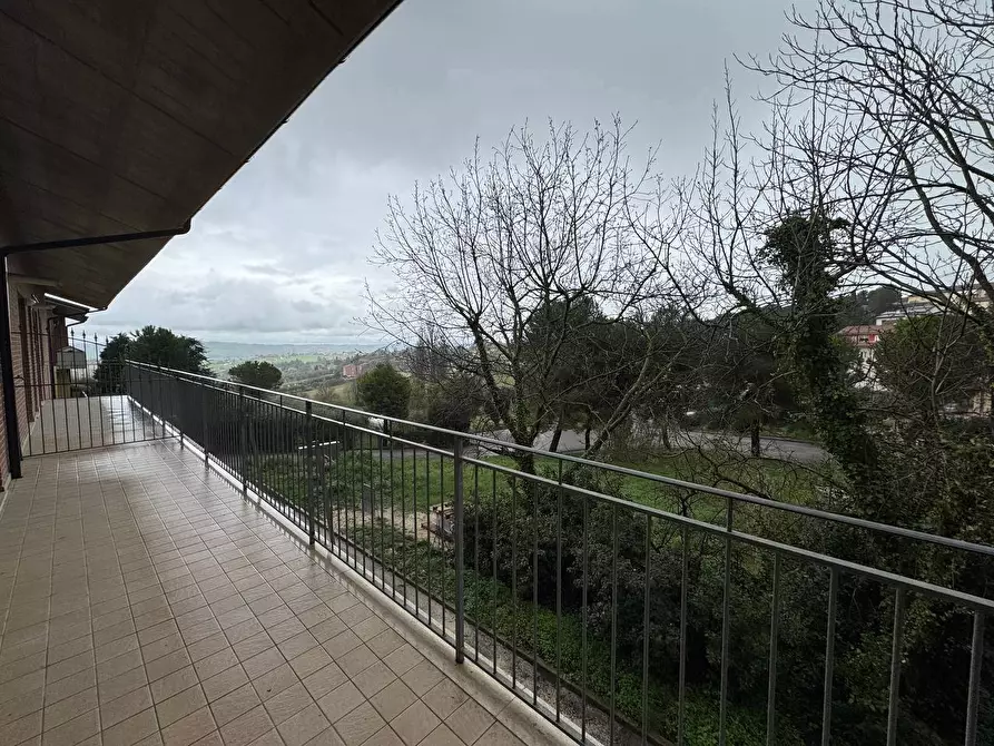 Immagine 17 di Appartamento in vendita  in Via fratelli ottaviani, 11 a Recanati