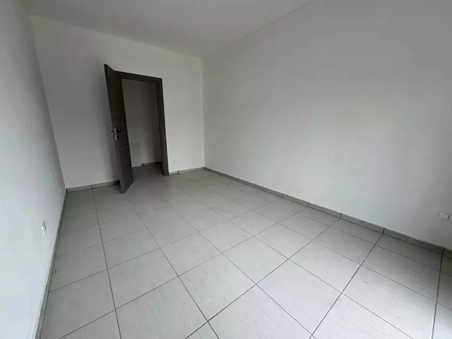 Immagine 14 di Appartamento in vendita  in Via fratelli ottaviani, 11 a Recanati