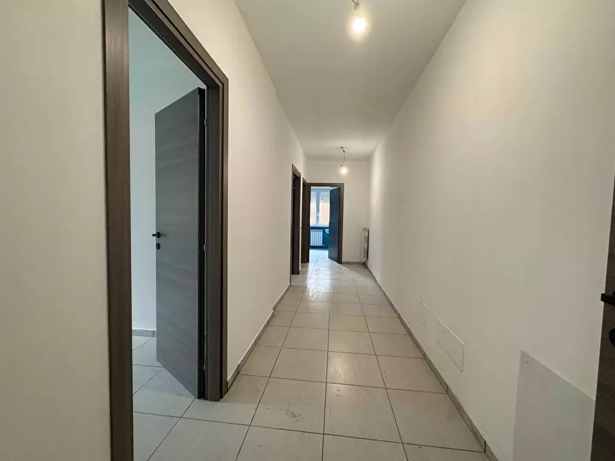 Immagine 11 di Appartamento in vendita  in Via fratelli ottaviani, 11 a Recanati
