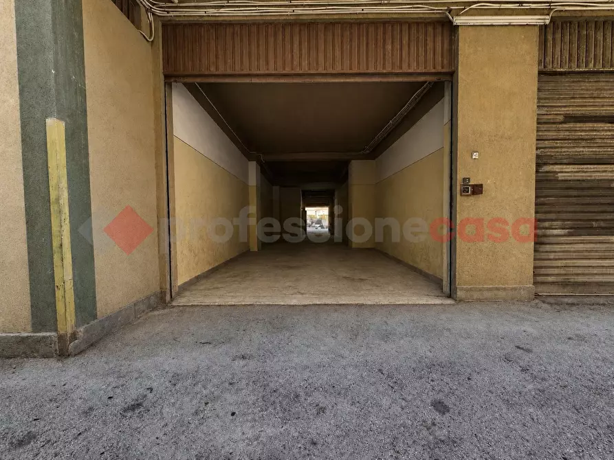 Immagine 4 di Box auto in vendita  in Via forlanini, 26 a Siracusa